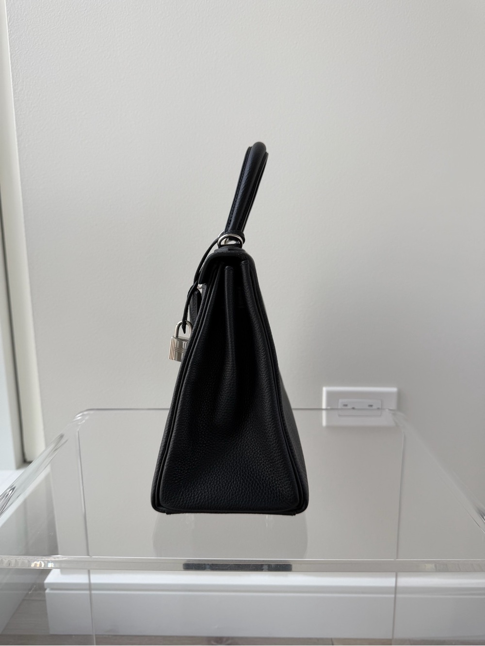 HERMES KELLY RETOURNE 28 NOIR TOGO CALFSKIN LEATHER - Picture 2 of 9
